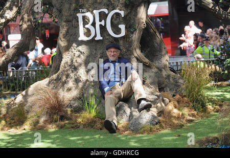 London, UK. 17th July, 2016. Steven Spielberg attends the UK Premiere of 'The BFG' at Odeon Leciester Square. Credit:  Ferdaus Shamim/ZUMA Wire/Alamy Live News Stock Photo