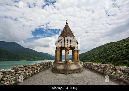 Small chapel by the Ananuri in Georgia Stock Photo