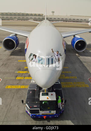 DNATA Aircraft Pushback. Dubai, UAE Stock Photo