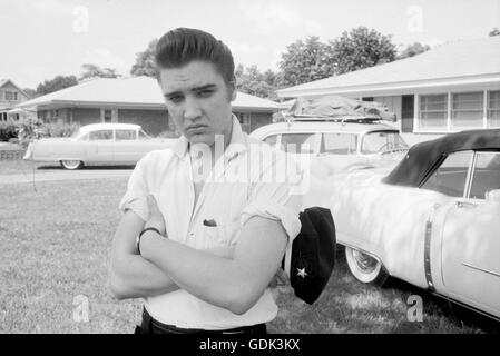 Elvis Presley at home, 1956 Stock Photo