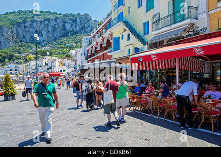 Restaurants and shops around the Marina Grande on the island of Capri, Italy Stock Photo