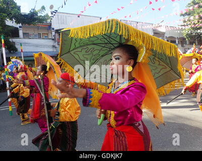 Koronadal, Philippines. 18th July, 2016. The 50th Golden Anniversary of South Cotabato in Mindanao culminates with the grand street dancing parade where thousands of local tourist enjoy the lively culture of the ethnic group, Christians and Muslims leaving in harmony in the once troubled province. © Sherbien Dacalanio/Pacific Press/Alamy Live News Stock Photo