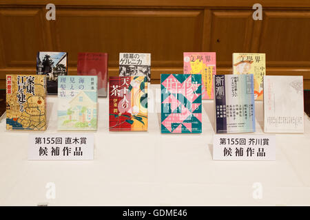 Awarded novels are seen before the 155th Naoki Prize and Akutagawa Prize press conference at the Imperial Hotel on July 19, 2016 in Tokyo, Japan. Hiroshi Ogiwara's Umi No Mieru Rihatsuten won the Naoki Prize which is given to for a work of popular fiction, while Sayaka Murata's Konbini Ningen won the Akutagawa Prize, which is awarded to the best serious literary story. Both prizes were established in 1935 and are awarded twice a year. © Rodrigo Reyes Marin/AFLO/Alamy Live News Stock Photo