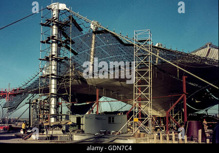 The Munich Olympic Park, site of the Olympic Games,under construction. Bau des Münchner Olympia-Schwimmstadions für die Olympischen Spiele 1972 Stock Photo