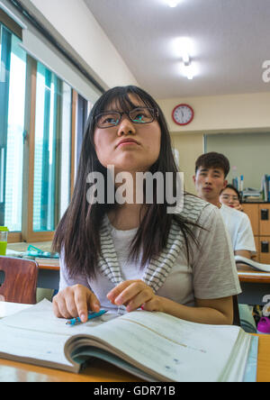 North korean teen defector in yeo-mung alternative school, National capital area, Seoul, South korea Stock Photo