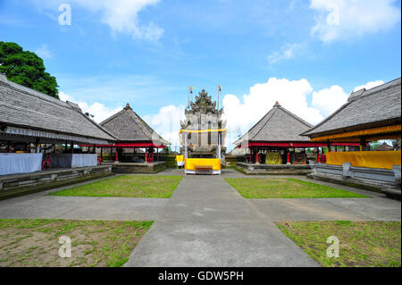 Perpective view of Penglipuran Hindu Temple in Bali, Indonesia, decorated before a ceremony Stock Photo