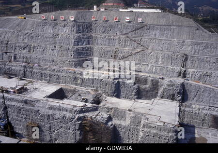 the constructions work at the three gorges dam project on the yangzi river in the province of hubei in china. Stock Photo