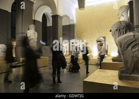 'The exhibition ''The Salvaged Gods from the Palace of Tell Halaf''' Stock Photo