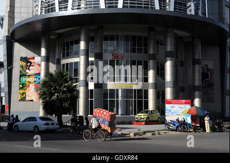 MYANMAR. Mandalay. 2014. Diamond Plaza Stock Photo