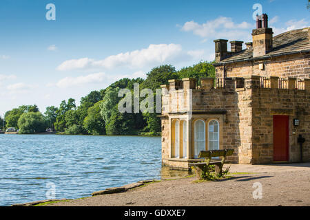 The boathouse at Newmillerdam, Wakefield, West Yorkshire, UK Stock Photo