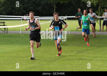 London, UK. 21st July, 2016. runners participating in the JP Morgan Corporate Challenge in Battersea Park London 21.07.2016 Credit:  theodore liasi/Alamy Live News Stock Photo