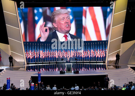 Cleveland, USA. 21st July, 2016. Donald J. Trump delivers his acceptance speech as the GOP candidate for President of the United States at the 2016 Republican National Convention held at the Quicken Loans Arena in Cleveland, Ohio on Thursday, July 21, 2016. Credit: Ron Sachs/CNP (RESTRICTION: NO New York or New Jersey Newspapers or newspapers within a 75 mile radius of New York City) © dpa/Alamy Live News Stock Photo