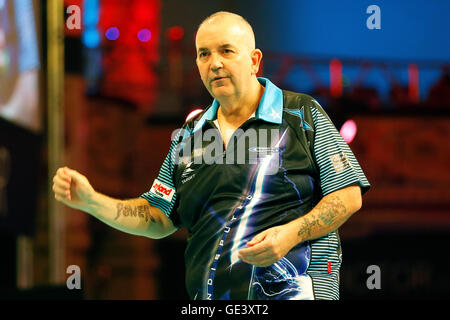 Empress Ballroom, Blackpool, UK. 23rd July, 2016. BetVictor World Matchplay Darts. Phil Taylor celebrates Credit:  Action Plus Sports/Alamy Live News Stock Photo