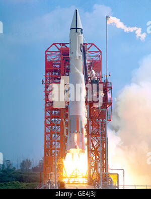 The Atlas-Centaur 10, carrying the Surveyor 1 spacecraft, lifting off from Pad 36A. The Surveyor 1 mission scouted the lunar surface for future Apollo manned lunar landing sites.   Image # : 66PC-0113  Date: May 30, 1966 Stock Photo