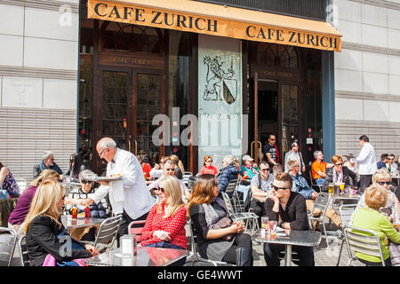 Cafe Zurich, Plaça Catalunya, Barcelona, Spain. Stock Photo