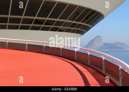 this photo shows the curves of the nature in background which was the inspiration for the curved architecture in the foreground Stock Photo