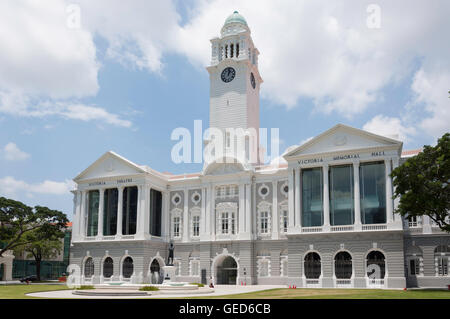 Victoria Theatre and Concert Hall, Empress Place, Civic District, Singapore Island, Singapore Stock Photo