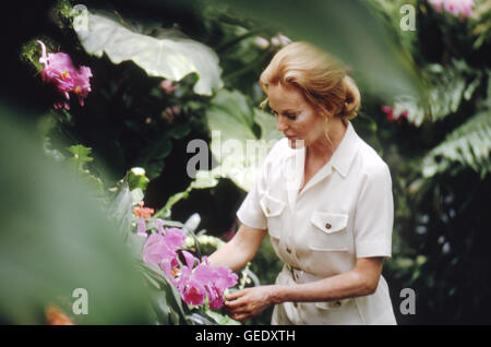 Doris Duke, heiress, at Duke Gardens in 1968. Stock Photo