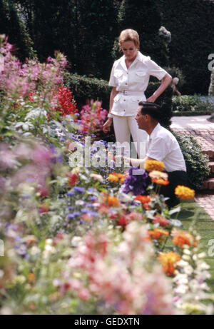 Doris Duke, heiress, at Duke Gardens in 1968. Stock Photo