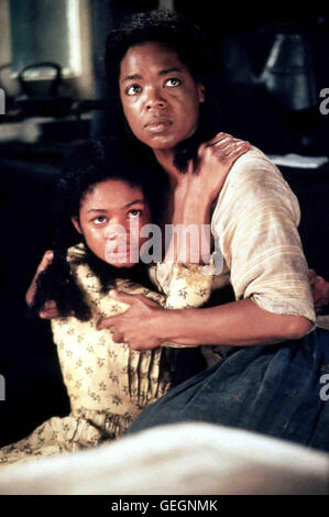 Denver (Kimberly Elise), Sethe (Oprah Winfrey) *** Local Caption *** 1998, Beloved, Menschenkind Stock Photo