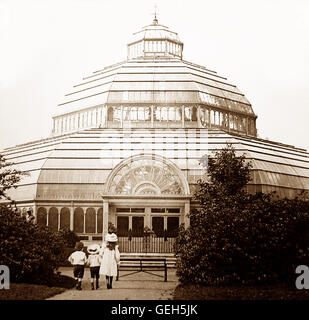 Sefton Park Palm House, Liverpool - Victorian period Stock Photo