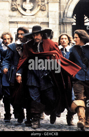 Gerard Depardieu Von seiner grossen Liebe zurueckgewiesen, zieht Cyrano (Gerard Depardieu, m) in den Krieg.  *** Local Caption *** 1990, Cyrano De Bergerac, Cyrano Von Bergerac Stock Photo