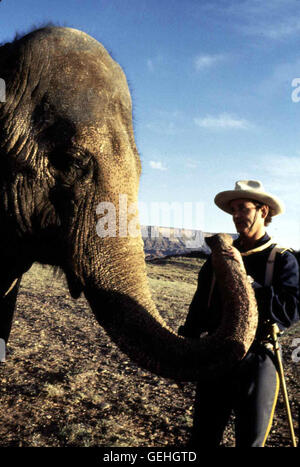 Jack Corcoran (Bill Murray) *** Local Caption *** 1996, Larger Than Life, Die Dicke Vera - Ein Elefant Zum Knutschen Stock Photo