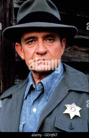 Johnny Cash  Als Wallace in den Bezirk des Sheriff Potts (Johnny Cash) übergreift, wird er gefangen genommen. *** Local Caption *** 1983, Murder In Coweta County, Mord Im Falschen Bezirk Stock Photo