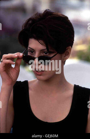 ONLY YOU -1994 MARISA TOMEI Stock Photo - Alamy