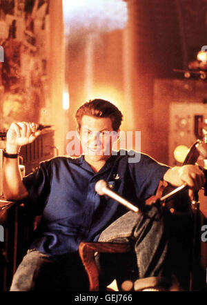 Christian Slater   Der schuechterne Marc Hunter (Christian Slater) nimmt nachts die Rolle von 'Happy Harry' ein, und verbreitet ueber einen Privatsender provokative Obszoenitaeten. *** Local Caption *** 1990, Pump Up The Volume, Hart Auf Sendung Stock Photo