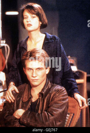 Christian Slater & Samantha Mathis Film: Pump Up The Volume (1990 ...