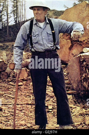 Henry Fonda Arbeit und Verdienst sind für Henry Stamper (Henry Fonda), autoritärer Vorstand einer Holzfällerfamilie, die höchsten Werte.  *** Local Caption *** 1971, Sometimes A Great Notion, Sie Moechten Giganten Sein Stock Photo
