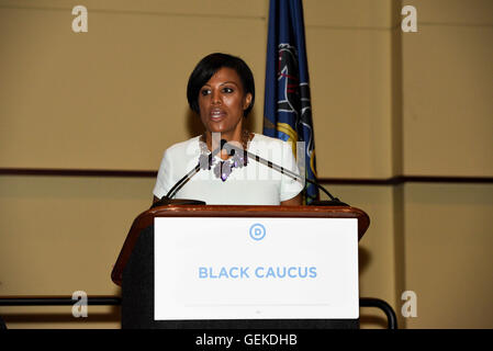 Philadelphia, Pennsylvania, USA. 27th July, 2016. Baltimore Mayor STEPHANIE RAWLINGS BLAKE-speaking at the morning meeting of the Black Caucus in the Philadelphia Convention Center, Philadelphia Pa Credit:  Ricky Fitchett/ZUMA Wire/Alamy Live News Stock Photo