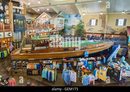 Florida Keys, Islamorada, World Wide Sportsman store, PILAR sister ship to Ernest Hemingway's fishing boat of the same name Stock Photo