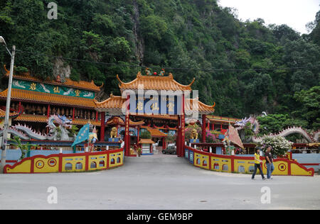 Ipoh Ling Sen Tong Cave Temple Entrance Stock Photo