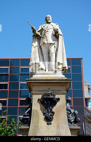 Statue of Edward VII in Centenary Square, Birmingham, England, UK, Western Europe. Stock Photo