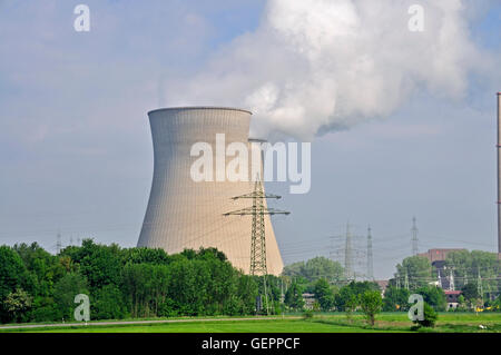 geography / travel, energy, nuclear power, power plant, Gundremmingen, most powerful nuclear plant of Germany, Bavaria, Germany, exterior view, cooling towers, Stock Photo