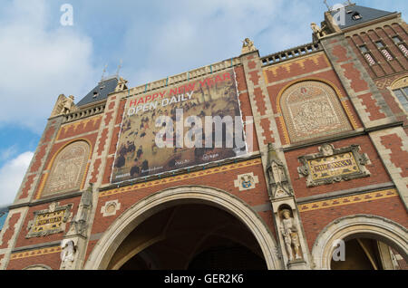 AMSTERDAM, NETHERLANDS - DECEMBER 26, 2015: The Rijksmuseum in amsterdam, the largest and most inportant museum in the netherlan Stock Photo