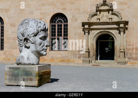 Monumentalbildnis des Kaiser Augustus, Schloss Hohentuebingen, Marmorkopf, Carrara-Marmor, Tuebingen, Baden-Wuerttemberg, Deutschland Stock Photo