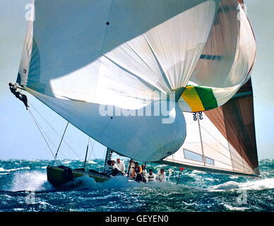 AJAXNETPHOTO. 9TH DEC, 1986 - FREMANTLE, WESTERN AUSTRALIA - AMERICA'S CUP - KOOKABURRA III. PHOTO:AJAXNETPHOTO.COM REF:AMCUP86 81403 2 2 Stock Photo