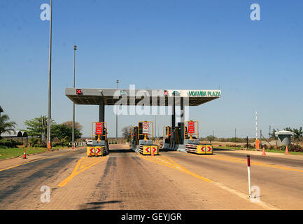 Moamba Plaza Toll Gate, Moamba, Mozambique Stock Photo: 112474681 - Alamy