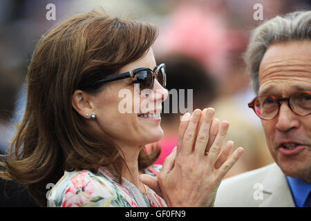 Darcey Bussell before presenting the winner's trophy for the Magnolia Cup charity race during Ladies Day on day three of The Qatar Goodwood Festival, Goodwood. Stock Photo