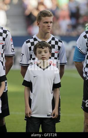 Mainz, Deutschland. 27th July, 2016. 27.07.2016 - Mick Schumacher bei dem Benefizspiel 'Champions for Charity 2016' zu Ehren von Michael Schumacher in der Opel Arena in Mainz/ 27th July 2016 - Mick Schumacherduring the benefit soccer game 'Champions for Charity 2016' in honor of Michael Schumacher at Opel Arena in Mainz, Germany | Verwendung weltweit © dpa/Alamy Live News Stock Photo