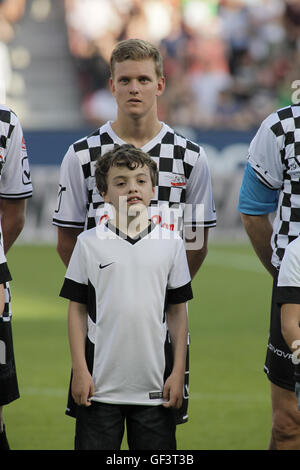 Mainz, Deutschland. 27th July, 2016. 27.07.2016 - Mick Schumacher bei dem Benefizspiel 'Champions for Charity 2016' zu Ehren von Michael Schumacher in der Opel Arena in Mainz/ 27th July 2016 - Mick Schumacherduring the benefit soccer game 'Champions for Charity 2016' in honor of Michael Schumacher at Opel Arena in Mainz, Germany | Verwendung weltweit © dpa/Alamy Live News Stock Photo