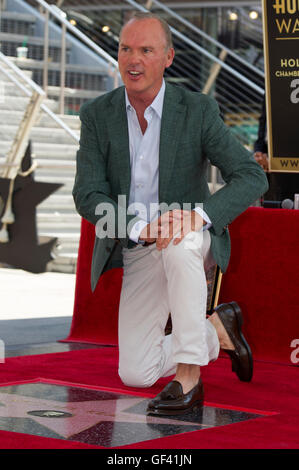 Hollywood, USA. 28th July, 2016. US American actor Michael Keaton poses as he receives a star on the Hollywood Walk of Fame in Los Angeles, the United States, on July 28, 2016. © Yang Lei/Xinhua/Alamy Live News Stock Photo