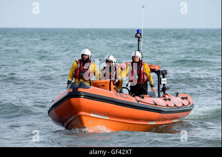 Coastguard Rescue, Inshore Lifeboat, Coastguards Rescue, RNLI 'Lifeboat Week' demonstration, UK Stock Photo