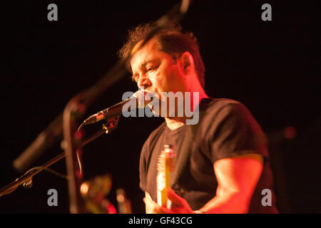 Sidmouth Folk Week, Sidmouth, Devon, 28th July 16 Julian Littman of electric-folk band Steeleye Span headline Sidmouth Folk Festival in the town centre Ham marquee. © Tony Charnock, Alamy LiveNews Stock Photo