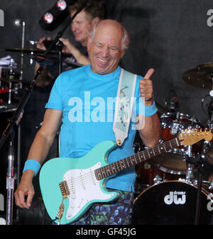New York, USA. 29th July, 2016. Jimmy Buffett perform on NBC's Today Show Citi Concert Series at Rockefeller Center in New York. NY July 29, 2016. Credit:  MediaPunch Inc/Alamy Live News Stock Photo