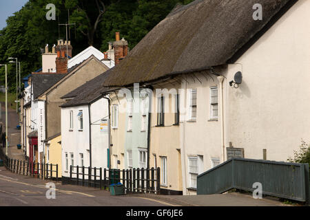 UK, England, Devon, Honiton,High Street, old thatched cottages beside The Gissage Stock Photo