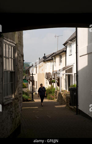 UK, England, Devon, Honiton, High Street, cottages in yard of old Angel Inn Stock Photo